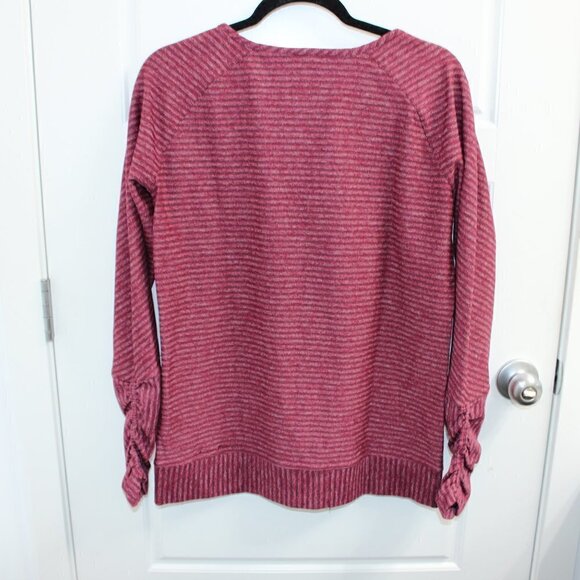 3/$30 Outdoor Research Mikala Henley long sleeve size Large - Picture 4 of 5